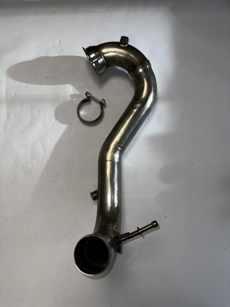 PERFORMANCE DOWNPIPES FÜR MERCEDES-BENZ W176 A45 C117 CLA45 X156 GLA45